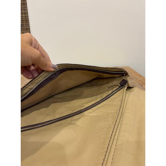 Gaetano Vintage Leather Tan Wristlet Clutch Purse - Picture 6 of 6